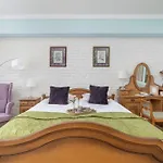 Starowislna Cozy In Downtown Cracow By Renters Apartment