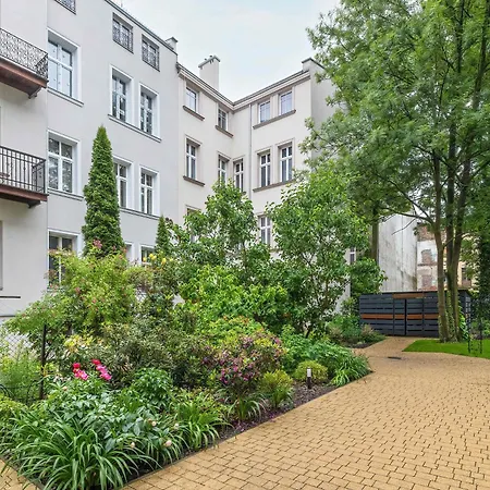 Apartment Starowislna Cozy In Downtown Cracow By Renters